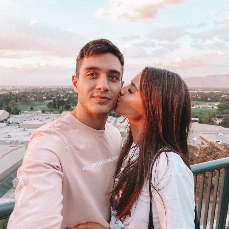 Why So Many Fans Thought Youtubers Jess And Gabe Moved Out Of La