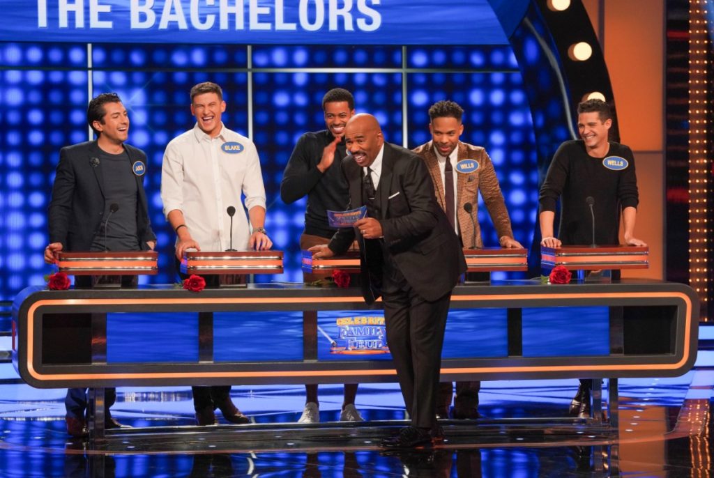 Bachelors - Celebrity Family Feud - *Sleuthing - Spoilers* - Discussion - Page 2 151499_2079-1024x686