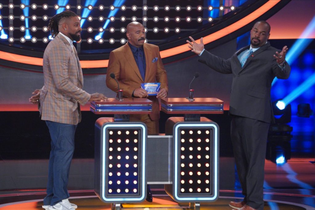 NFLPA: Legends Joins NFLPA: Pro Bowlers on 'Celebrity Family Feud'- See ...