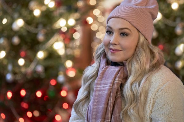 Get the Looks from Hallmark's 'A Nashville Christmas Carol' | Feeling ...