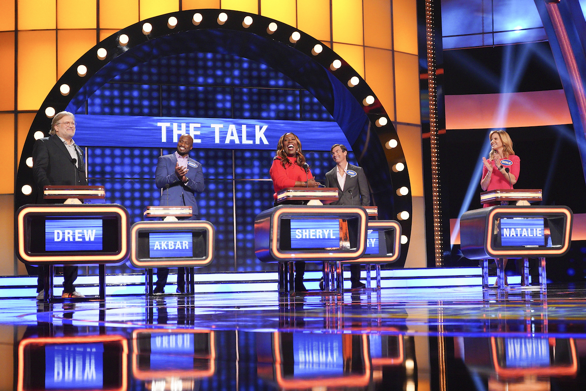 celebrity-family-feud-shark-tank-cast-turns-up-the-heat-against-the-talk