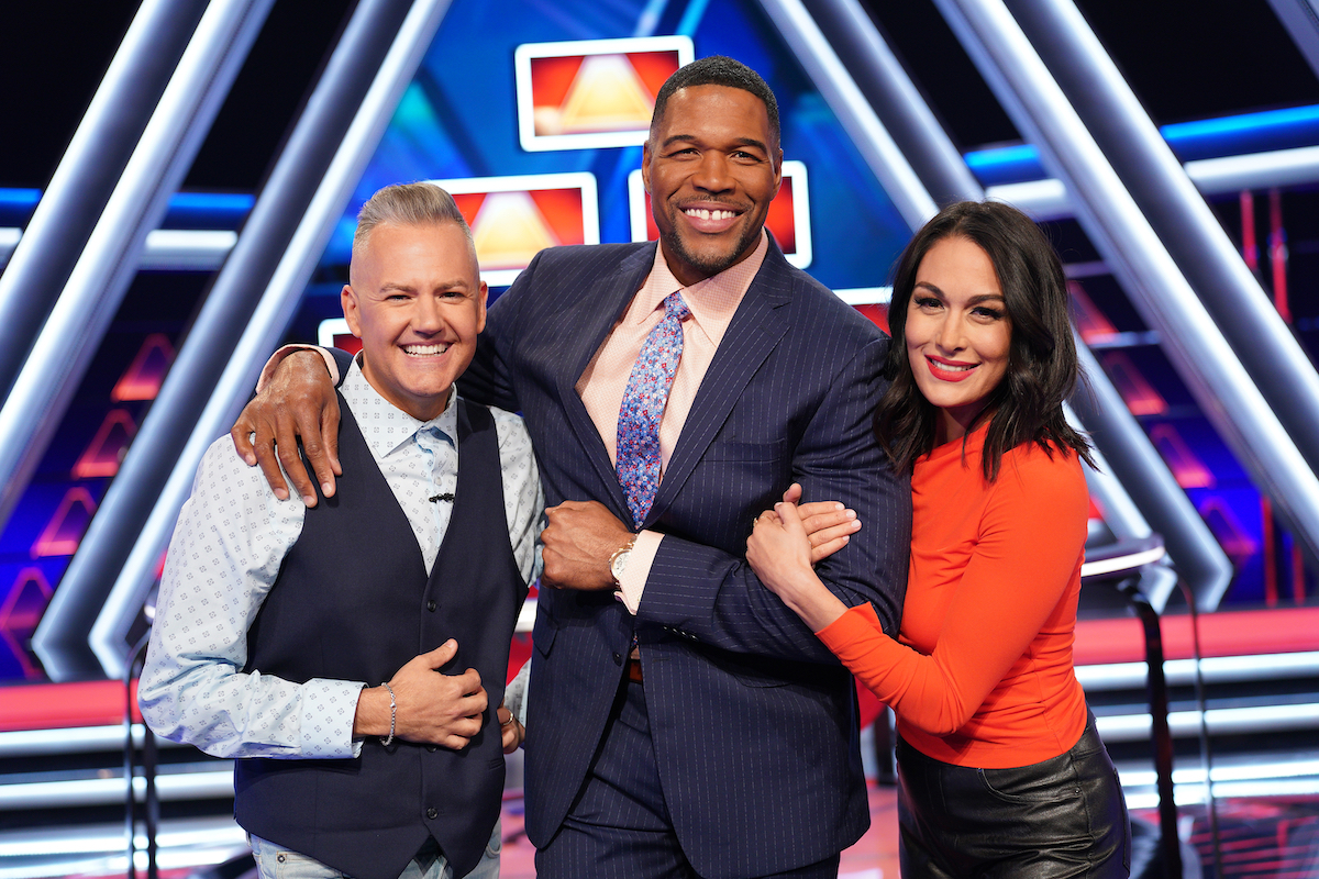 Brie Bella, Ross Mathews, Troy Gentile & Sean Giambrone Appear on ...